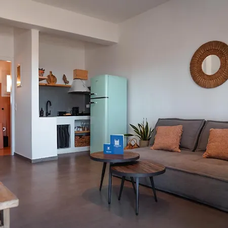 Living Blue Tinos Ξενοδοχείο