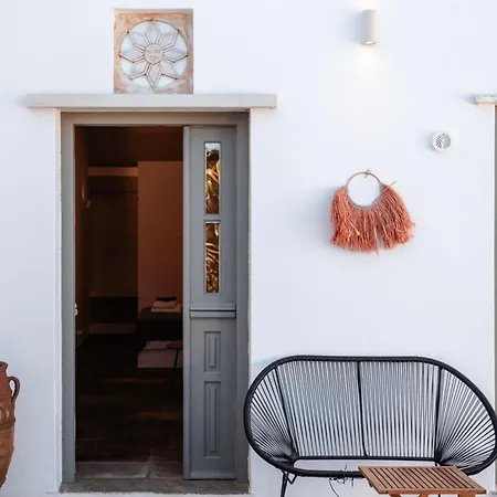 Living Blue Tinos Hotel