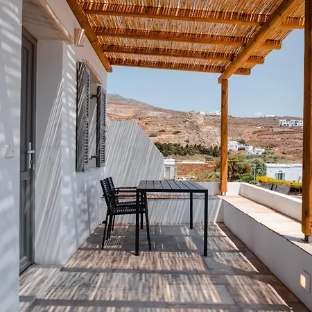 Living Blue Tinos Ξενοδοχείο