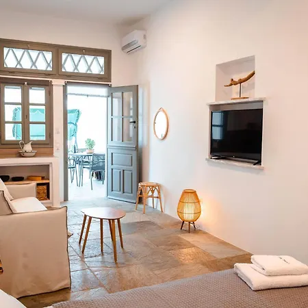 Living Blue Tinos Hotel *