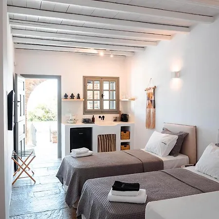 Living Blue Tinos Ξενοδοχείο
