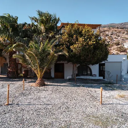 Living Blue Tinos Καρδιανή