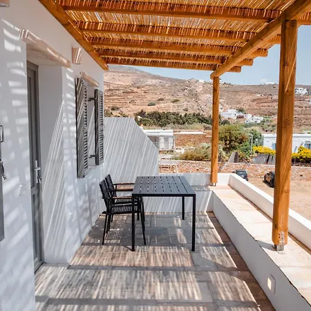 Living Blue Tinos * Kardhiani