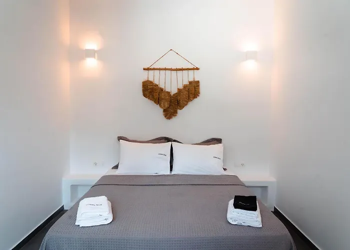 Living Blue Tinos Hotel